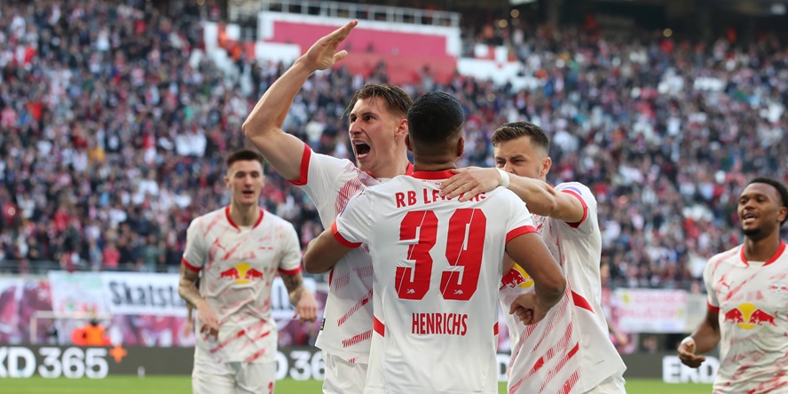 Comunio-Viererkette: Drei Abwehrspieler überragen – ein Deutscher Meister von Leverkusen muss gehen